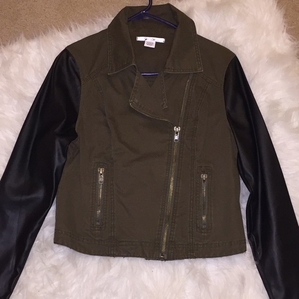 Dark green, faux leather sleeve jacket